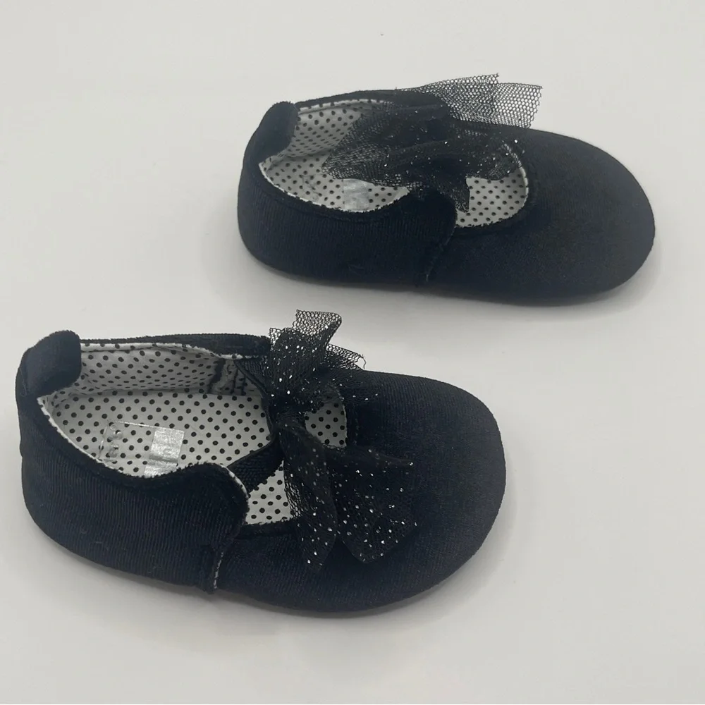 SALE 4/$20 Carter's Black crib Shoes Soft Slip-On Design silver glitter bow 6-9